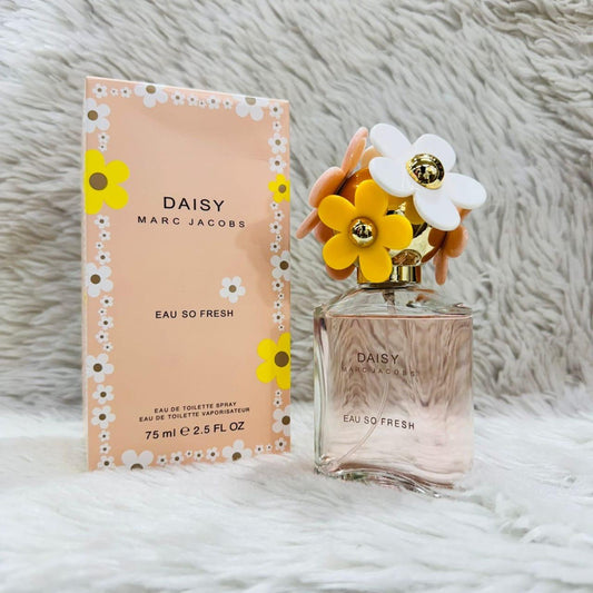 Marc Jacobs Daisy