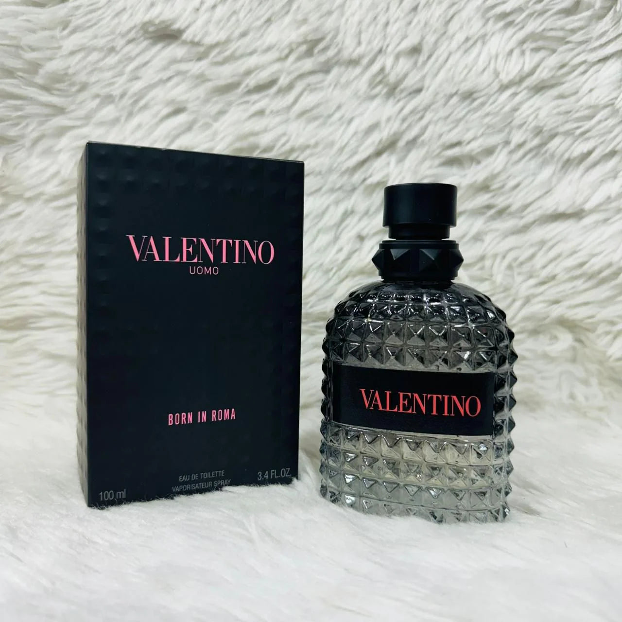 Valentino Uomo Born in Roma